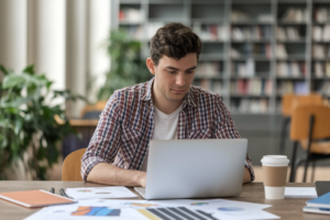 TCC e Inteligência Artificial na Redação Acadêmica