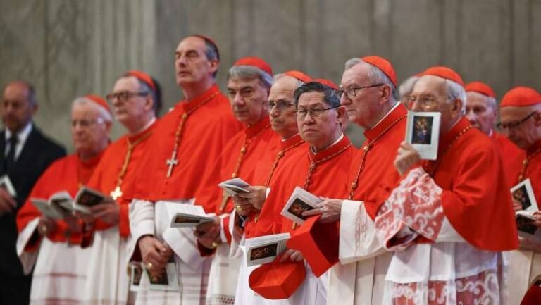 Entenda os Bastidores do Conclave: Influência e Divisões na Eleição do Novo Papa