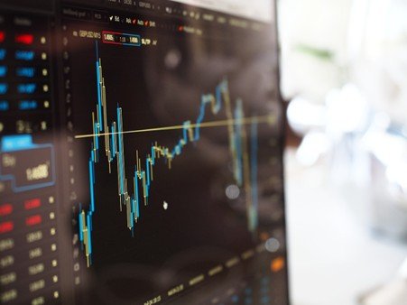 Inteligência Artificial na Seleção de Trabalhadores no Brasil: Desafios e Impactos Sociais