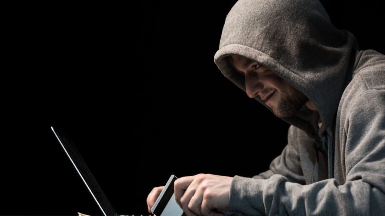 Golpes nas redes sociais: Como se proteger do golpe da herança milionária