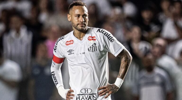 Santos lidera crescimento nas redes sociais mesmo em momento de desafio esportivo