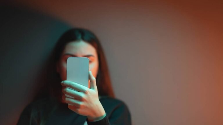 Redes Sociais e Saúde Mental dos Adolescentes: Entenda a Relação