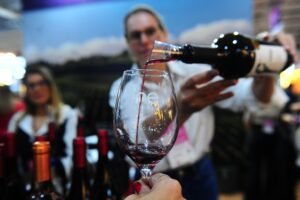 Inteligência Artificial Revoluciona a Produção de Vinho na Wine South America 2025